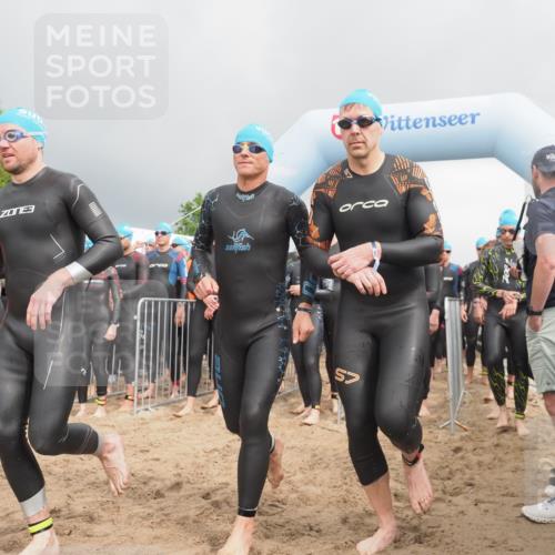 23.06.2024 - Viking Triathlon KatJ http://msf.ph/oto/6351207 23.06.2024 10:03:03 Schwimmen 48, 68, 69, 86, 200, 212, 225, 237, 256, 266, 280, 297, 328, 338, 349, 369, 412, 653 meine-sportfotos.de