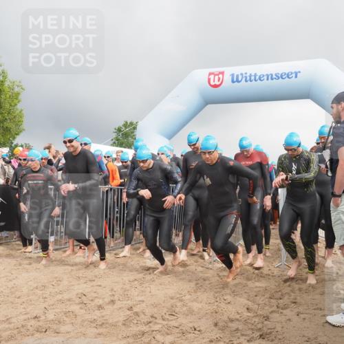 23.06.2024 - Viking Triathlon KatJ http://msf.ph/oto/6351236 23.06.2024 10:03:08 Schwimmen 48, 68, 69, 86, 105, 116, 200, 212, 266, 297, 304, 338, 369, 409, 412, 415, 497, 653 meine-sportfotos.de