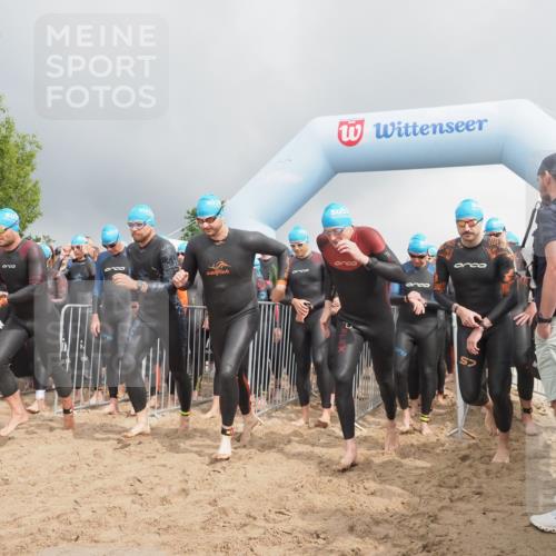 23.06.2024 - Viking Triathlon KatJ http://msf.ph/oto/6351258 23.06.2024 10:03:13 Schwimmen 68, 69, 105, 116, 185, 297, 299, 304, 323, 338, 369, 402, 409, 415, 497, 533, 611, 653 meine-sportfotos.de