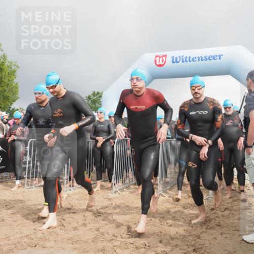 23.06.2024 - Viking Triathlon KatJ http://msf.ph/oto/6351265 23.06.2024 10:03:14 Schwimmen 69, 105, 116, 185, 297, 299, 304, 323, 338, 369, 402, 409, 415, 497, 533, 611 meine-sportfotos.de