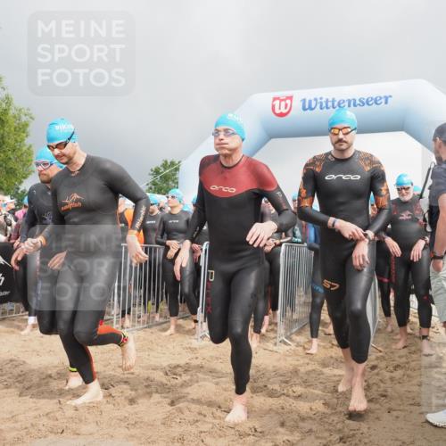 23.06.2024 - Viking Triathlon KatJ http://msf.ph/oto/6351268 23.06.2024 10:03:14 Schwimmen 69, 105, 116, 185, 297, 299, 304, 323, 338, 369, 402, 409, 415, 497, 533, 611 meine-sportfotos.de
