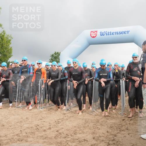 23.06.2024 - Viking Triathlon KatJ http://msf.ph/oto/6351283 23.06.2024 10:03:17 Schwimmen 40, 105, 116, 182, 185, 273, 275, 299, 304, 323, 402, 409, 415, 450, 497, 533, 611 meine-sportfotos.de