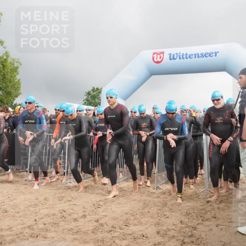 23.06.2024 - Viking Triathlon KatJ http://msf.ph/oto/6351292 23.06.2024 10:03:18 Schwimmen 40, 105, 116, 182, 185, 273, 275, 299, 304, 323, 402, 409, 415, 430, 450, 497, 533, 611 meine-sportfotos.de