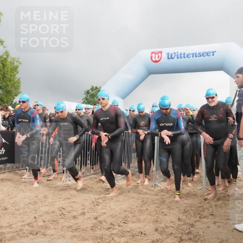 23.06.2024 - Viking Triathlon KatJ http://msf.ph/oto/6351295 23.06.2024 10:03:18 Schwimmen 40, 105, 116, 182, 185, 273, 275, 299, 304, 323, 402, 409, 415, 430, 450, 497, 533, 611 meine-sportfotos.de