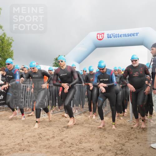 23.06.2024 - Viking Triathlon KatJ http://msf.ph/oto/6351297 23.06.2024 10:03:18 Schwimmen 40, 105, 116, 182, 185, 273, 275, 299, 304, 323, 402, 409, 415, 430, 450, 497, 533, 611 meine-sportfotos.de