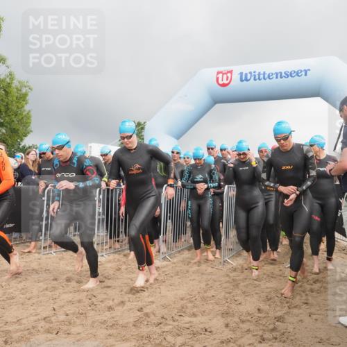 23.06.2024 - Viking Triathlon KatJ http://msf.ph/oto/6351333 23.06.2024 10:03:23 Schwimmen 24, 40, 43, 182, 185, 214, 273, 275, 298, 299, 323, 368, 402, 421, 430, 450, 533, 611 meine-sportfotos.de