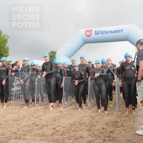 23.06.2024 - Viking Triathlon KatJ http://msf.ph/oto/6351385 23.06.2024 10:03:31 Schwimmen 24, 36, 43, 167, 187, 214, 230, 270, 283, 289, 298, 367, 368, 421, 493, 512, 522 meine-sportfotos.de