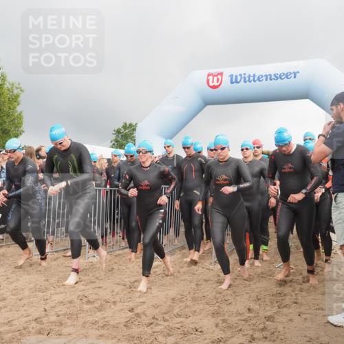 23.06.2024 - Viking Triathlon KatJ http://msf.ph/oto/6351397 23.06.2024 10:03:32 Schwimmen 24, 36, 43, 167, 187, 214, 230, 270, 283, 289, 298, 367, 368, 421, 466, 493, 512, 522 meine-sportfotos.de