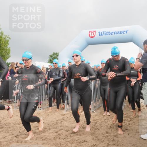 23.06.2024 - Viking Triathlon KatJ http://msf.ph/oto/6351406 23.06.2024 10:03:33 Schwimmen 24, 36, 43, 167, 187, 214, 230, 270, 283, 289, 298, 367, 368, 421, 466, 493, 512, 522 meine-sportfotos.de