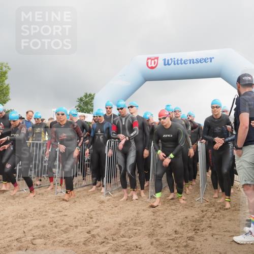 23.06.2024 - Viking Triathlon KatJ http://msf.ph/oto/6351463 23.06.2024 10:03:43 Schwimmen 36, 67, 90, 167, 193, 230, 250, 270, 303, 335, 352, 367, 424, 449, 466, 492, 531, 650 meine-sportfotos.de