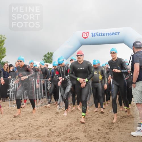 23.06.2024 - Viking Triathlon KatJ http://msf.ph/oto/6351473 23.06.2024 10:03:43 Schwimmen 36, 67, 90, 167, 193, 230, 250, 270, 303, 335, 352, 367, 424, 449, 466, 492, 531, 650 meine-sportfotos.de