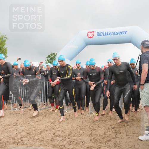 23.06.2024 - Viking Triathlon KatJ http://msf.ph/oto/6351583 23.06.2024 10:03:58 Schwimmen 27, 35, 115, 133, 134, 161, 171, 255, 268, 310, 344, 382, 383, 405, 462, 469, 474, 535 meine-sportfotos.de