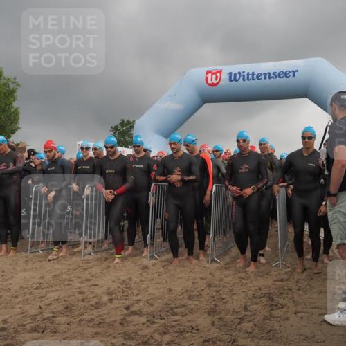 23.06.2024 - Viking Triathlon KatJ http://msf.ph/oto/6351610 23.06.2024 10:04:03 Schwimmen 27, 35, 38, 65, 115, 134, 161, 171, 220, 268, 294, 344, 382, 445, 462, 474, 535, 614 meine-sportfotos.de