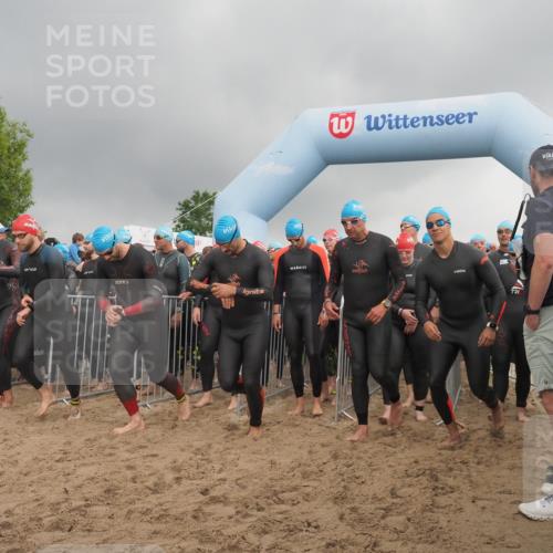 23.06.2024 - Viking Triathlon KatJ http://msf.ph/oto/6351622 23.06.2024 10:04:03 Schwimmen 27, 35, 38, 65, 115, 134, 161, 171, 220, 268, 294, 344, 382, 445, 462, 474, 535, 614 meine-sportfotos.de