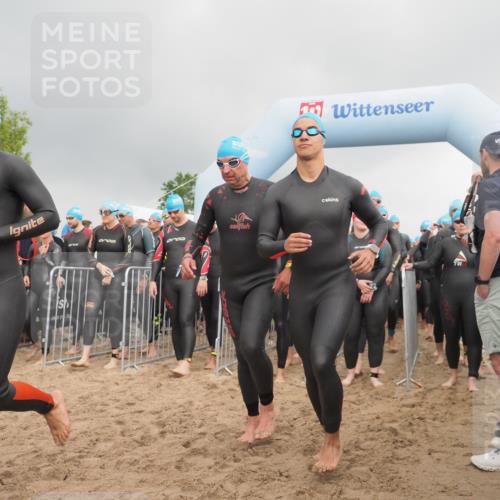 23.06.2024 - Viking Triathlon KatJ http://msf.ph/oto/6351641 23.06.2024 10:04:04 Schwimmen 27, 35, 38, 65, 115, 161, 171, 220, 294, 344, 445, 462, 474, 614 meine-sportfotos.de