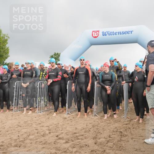 23.06.2024 - Viking Triathlon KatJ http://msf.ph/oto/6351654 23.06.2024 10:04:06 Schwimmen 27, 35, 38, 65, 161, 171, 220, 294, 344, 445, 462, 614 meine-sportfotos.de