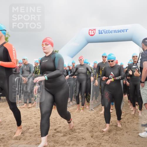 23.06.2024 - Viking Triathlon KatJ http://msf.ph/oto/6351686 23.06.2024 10:04:09 Schwimmen 27, 35, 38, 65, 152, 161, 171, 220, 294, 332, 344, 347, 419, 445, 455, 603, 614 meine-sportfotos.de