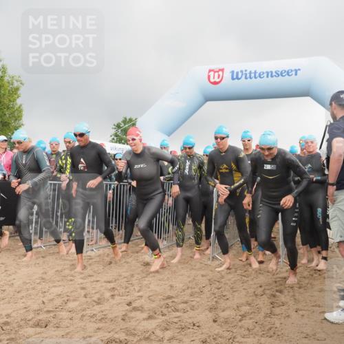 23.06.2024 - Viking Triathlon KatJ http://msf.ph/oto/6351700 23.06.2024 10:04:13 Schwimmen 38, 65, 98, 146, 152, 174, 175, 220, 251, 294, 332, 347, 419, 445, 455, 603, 614, 639 meine-sportfotos.de
