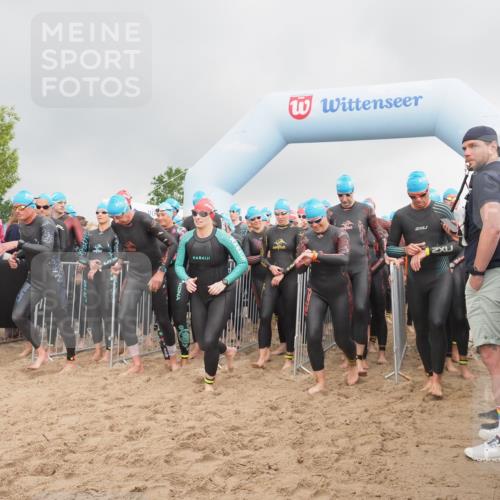23.06.2024 - Viking Triathlon KatJ http://msf.ph/oto/6351865 23.06.2024 10:04:33 Schwimmen 54, 78, 82, 102, 110, 132, 162, 180, 365, 436, 443, 461, 467, 495, 636, 642, 645, 646 meine-sportfotos.de