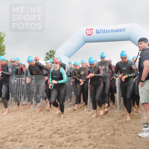 23.06.2024 - Viking Triathlon KatJ http://msf.ph/oto/6351868 23.06.2024 10:04:33 Schwimmen 54, 78, 82, 102, 110, 132, 162, 180, 365, 436, 443, 461, 467, 495, 636, 642, 645, 646 meine-sportfotos.de