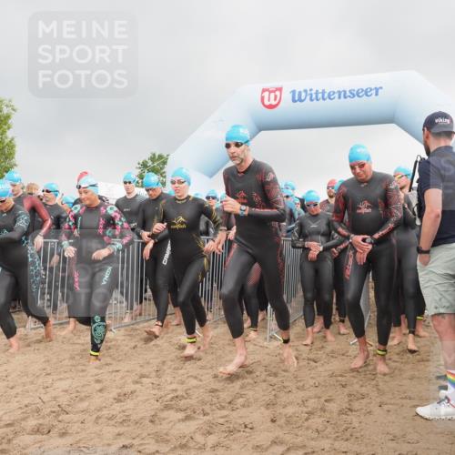 23.06.2024 - Viking Triathlon KatJ http://msf.ph/oto/6351910 23.06.2024 10:04:38 Schwimmen 54, 78, 110, 132, 148, 162, 180, 196, 309, 322, 365, 436, 442, 443, 461, 543, 645, 646 meine-sportfotos.de