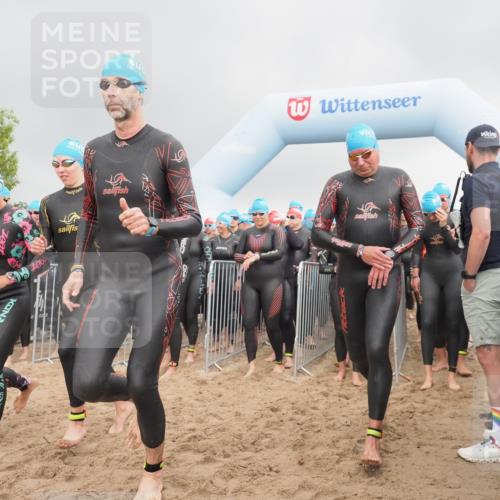 23.06.2024 - Viking Triathlon KatJ http://msf.ph/oto/6351922 23.06.2024 10:04:39 Schwimmen 54, 78, 110, 132, 148, 162, 180, 196, 309, 322, 365, 436, 442, 443, 461, 543, 645, 646 meine-sportfotos.de