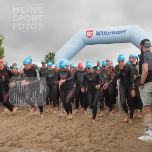 23.06.2024 - Viking Triathlon KatJ http://msf.ph/oto/6351947 23.06.2024 10:04:43 Schwimmen 54, 78, 140, 148, 180, 196, 206, 309, 322, 343, 351, 435, 442, 443, 461, 543, 645, 649 meine-sportfotos.de