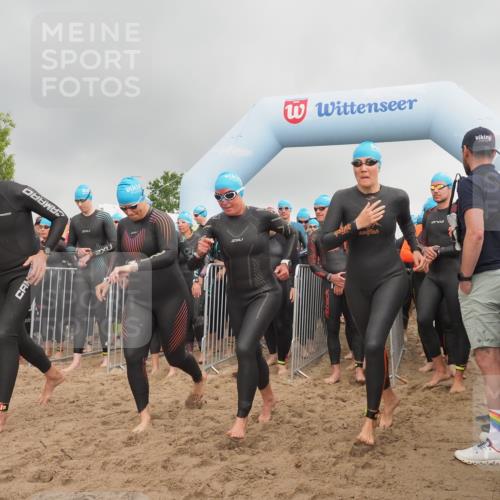 23.06.2024 - Viking Triathlon KatJ http://msf.ph/oto/6351956 23.06.2024 10:04:43 Schwimmen 54, 78, 140, 148, 180, 196, 206, 309, 322, 343, 351, 435, 442, 443, 461, 543, 645, 649 meine-sportfotos.de