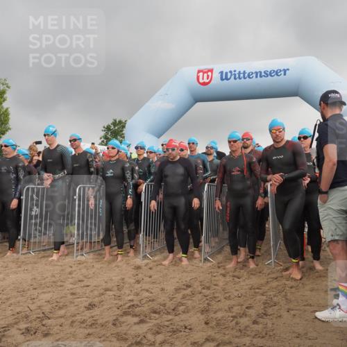 23.06.2024 - Viking Triathlon KatJ http://msf.ph/oto/6351972 23.06.2024 10:04:47 Schwimmen 64, 135, 140, 148, 196, 205, 206, 262, 309, 322, 343, 351, 420, 435, 442, 543, 641, 649 meine-sportfotos.de
