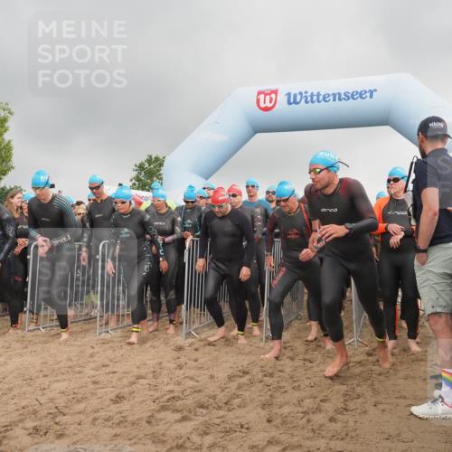 23.06.2024 - Viking Triathlon KatJ http://msf.ph/oto/6351982 23.06.2024 10:04:47 Schwimmen 64, 135, 140, 148, 196, 205, 206, 262, 309, 322, 343, 351, 420, 435, 442, 543, 641, 649 meine-sportfotos.de