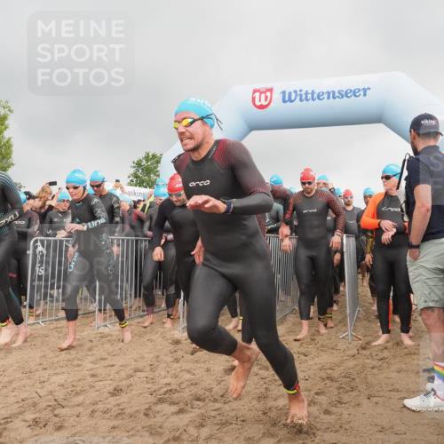 23.06.2024 - Viking Triathlon KatJ http://msf.ph/oto/6351992 23.06.2024 10:04:48 Schwimmen 64, 135, 140, 148, 196, 205, 206, 262, 309, 322, 343, 351, 420, 435, 442, 543, 641, 649 meine-sportfotos.de