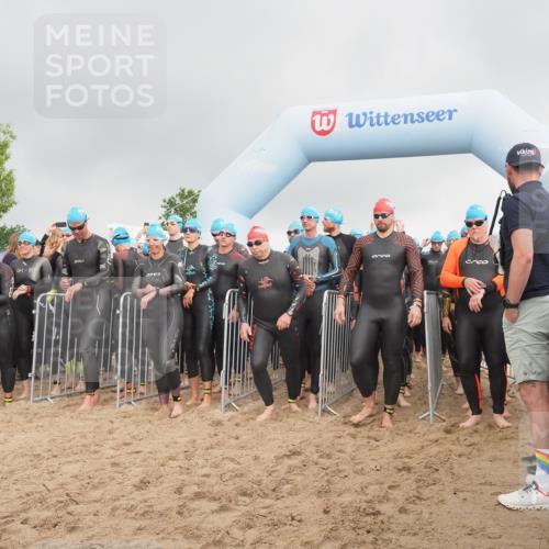 23.06.2024 - Viking Triathlon KatJ http://msf.ph/oto/6352026 23.06.2024 10:04:52 Schwimmen 64, 77, 135, 140, 205, 206, 262, 343, 351, 420, 435, 437, 475, 537, 622, 632, 641, 649 meine-sportfotos.de
