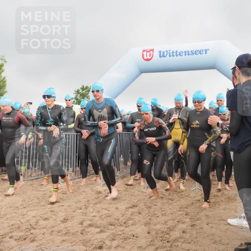 23.06.2024 - Viking Triathlon KatJ http://msf.ph/oto/6352078 23.06.2024 10:04:57 Schwimmen 64, 77, 135, 166, 184, 205, 253, 262, 264, 366, 420, 437, 475, 489, 537, 622, 632, 641 meine-sportfotos.de