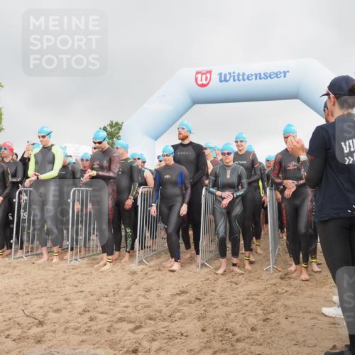 23.06.2024 - Viking Triathlon KatJ http://msf.ph/oto/6352130 23.06.2024 10:05:07 Schwimmen 28, 63, 163, 166, 184, 188, 208, 239, 253, 264, 286, 317, 366, 375, 398, 403, 459, 489 meine-sportfotos.de