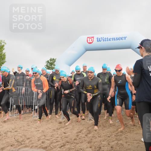 23.06.2024 - Viking Triathlon KatJ http://msf.ph/oto/6352259 23.06.2024 10:05:43 Schwimmen 41, 74, 123, 195, 204, 277, 314, 381, 390, 395, 413, 447, 471, 509, 532, 553, 610, 617 meine-sportfotos.de