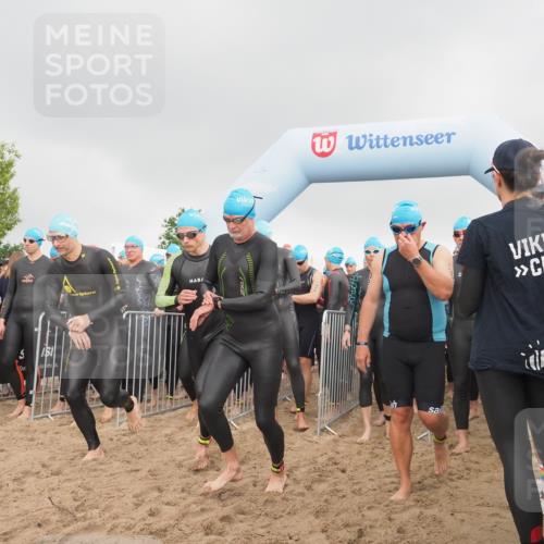 23.06.2024 - Viking Triathlon KatJ http://msf.ph/oto/6352284 23.06.2024 10:05:48 Schwimmen 41, 74, 150, 172, 195, 204, 329, 390, 395, 413, 431, 471, 501, 509, 514, 553, 610, 617 meine-sportfotos.de