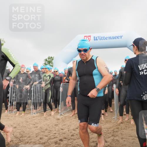 23.06.2024 - Viking Triathlon KatJ http://msf.ph/oto/6352291 23.06.2024 10:05:49 Schwimmen 41, 74, 150, 172, 195, 204, 329, 390, 395, 413, 431, 471, 501, 509, 514, 553, 610, 617 meine-sportfotos.de