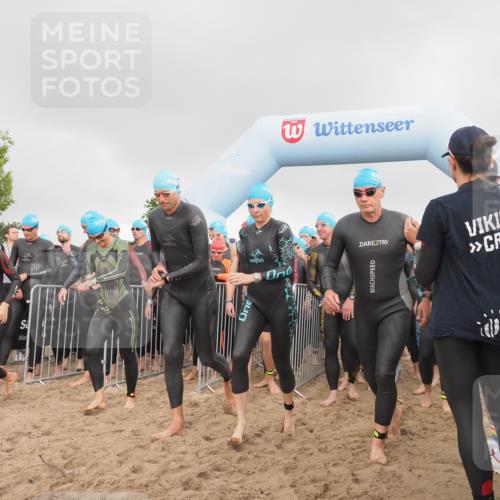 23.06.2024 - Viking Triathlon KatJ http://msf.ph/oto/6352302 23.06.2024 10:05:53 Schwimmen 41, 150, 151, 172, 204, 249, 271, 329, 370, 392, 395, 431, 501, 509, 514, 553, 617, 652 meine-sportfotos.de