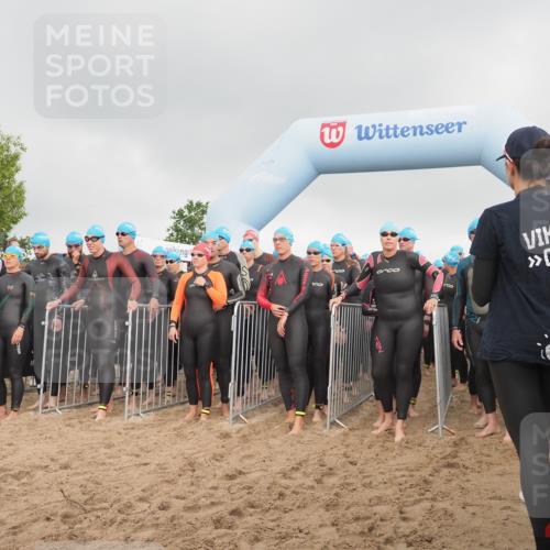 23.06.2024 - Viking Triathlon KatJ http://msf.ph/oto/6352326 23.06.2024 10:06:01 Schwimmen 44, 46, 151, 236, 249, 271, 313, 370, 392, 417, 433, 473, 652 meine-sportfotos.de