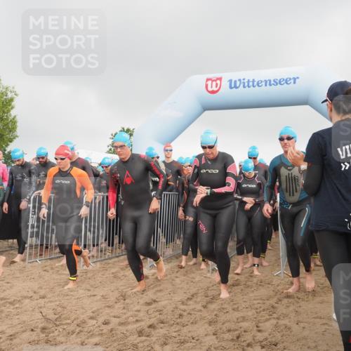 23.06.2024 - Viking Triathlon KatJ http://msf.ph/oto/6352337 23.06.2024 10:06:03 Schwimmen 44, 46, 60, 151, 155, 236, 249, 258, 271, 313, 370, 392, 417, 433, 473, 481, 651, 652 meine-sportfotos.de