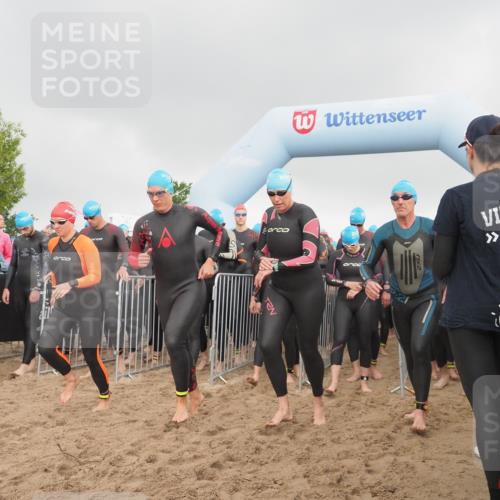 23.06.2024 - Viking Triathlon KatJ http://msf.ph/oto/6352338 23.06.2024 10:06:03 Schwimmen 44, 46, 60, 151, 155, 236, 249, 258, 271, 313, 370, 392, 417, 433, 473, 481, 651, 652 meine-sportfotos.de