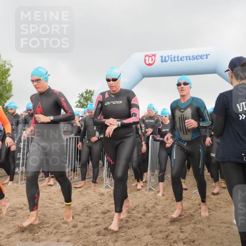 23.06.2024 - Viking Triathlon KatJ http://msf.ph/oto/6352341 23.06.2024 10:06:03 Schwimmen 44, 46, 60, 151, 155, 236, 249, 258, 271, 313, 370, 392, 417, 433, 473, 481, 651, 652 meine-sportfotos.de