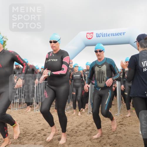 23.06.2024 - Viking Triathlon KatJ http://msf.ph/oto/6352343 23.06.2024 10:06:04 Schwimmen 44, 46, 60, 151, 155, 236, 249, 258, 271, 313, 370, 392, 417, 433, 473, 481, 651, 652 meine-sportfotos.de