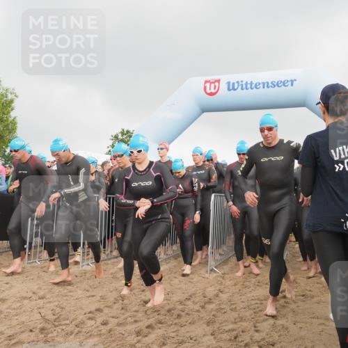 23.06.2024 - Viking Triathlon KatJ http://msf.ph/oto/6352358 23.06.2024 10:06:08 Schwimmen 21, 44, 46, 60, 112, 139, 155, 236, 258, 313, 320, 334, 417, 433, 440, 473, 481, 651 meine-sportfotos.de