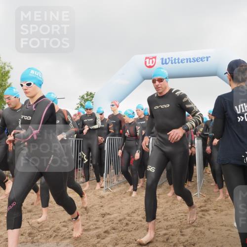 23.06.2024 - Viking Triathlon KatJ http://msf.ph/oto/6352361 23.06.2024 10:06:08 Schwimmen 21, 44, 46, 60, 112, 139, 155, 236, 258, 313, 320, 334, 417, 433, 440, 473, 481, 651 meine-sportfotos.de