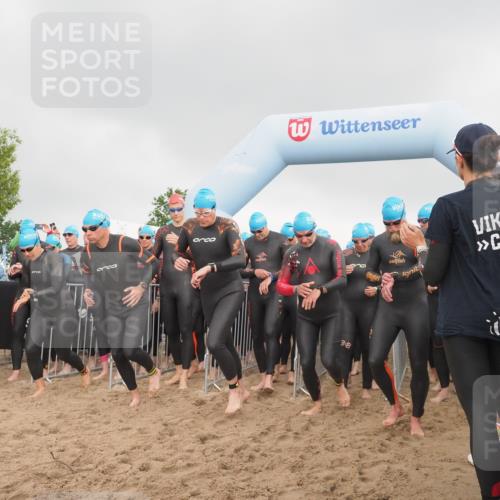 23.06.2024 - Viking Triathlon KatJ http://msf.ph/oto/6352392 23.06.2024 10:06:18 Schwimmen 21, 55, 59, 112, 139, 141, 217, 228, 267, 284, 320, 334, 371, 440, 505, 508, 511, 538 meine-sportfotos.de
