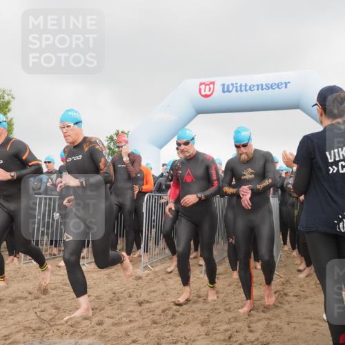 23.06.2024 - Viking Triathlon KatJ http://msf.ph/oto/6352396 23.06.2024 10:06:18 Schwimmen 21, 55, 59, 112, 139, 141, 217, 228, 267, 284, 320, 334, 371, 440, 505, 508, 511, 538 meine-sportfotos.de