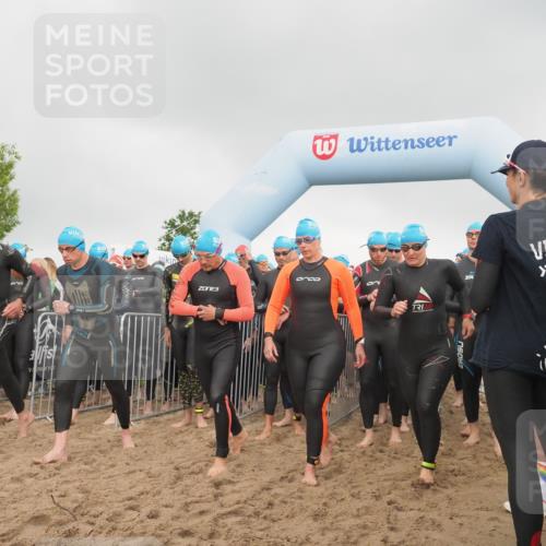 23.06.2024 - Viking Triathlon KatJ http://msf.ph/oto/6352540 23.06.2024 10:06:44 Schwimmen 45, 49, 147, 170, 207, 222, 243, 244, 252, 356, 418, 448, 476, 519, 536, 633, 634, 635 meine-sportfotos.de
