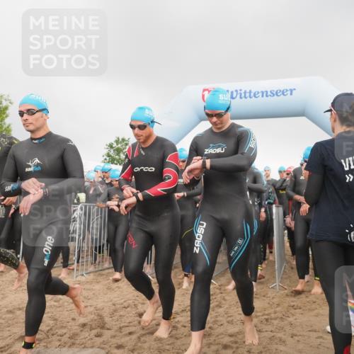 23.06.2024 - Viking Triathlon KatJ http://msf.ph/oto/6352580 23.06.2024 10:06:49 Schwimmen 45, 49, 109, 156, 165, 170, 222, 243, 244, 281, 356, 391, 418, 439, 448, 519, 536, 635 meine-sportfotos.de