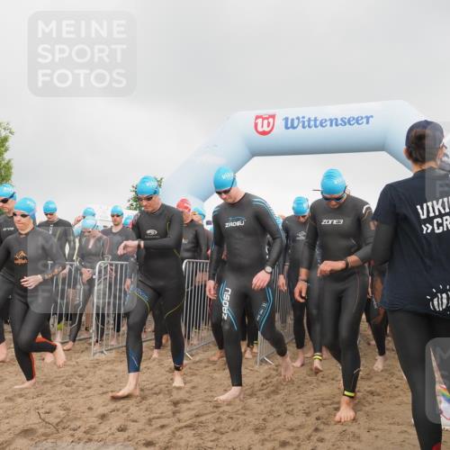 23.06.2024 - Viking Triathlon KatJ http://msf.ph/oto/6352613 23.06.2024 10:06:53 Schwimmen 19, 49, 79, 109, 156, 165, 221, 222, 243, 281, 341, 384, 391, 418, 439, 519, 536, 602 meine-sportfotos.de